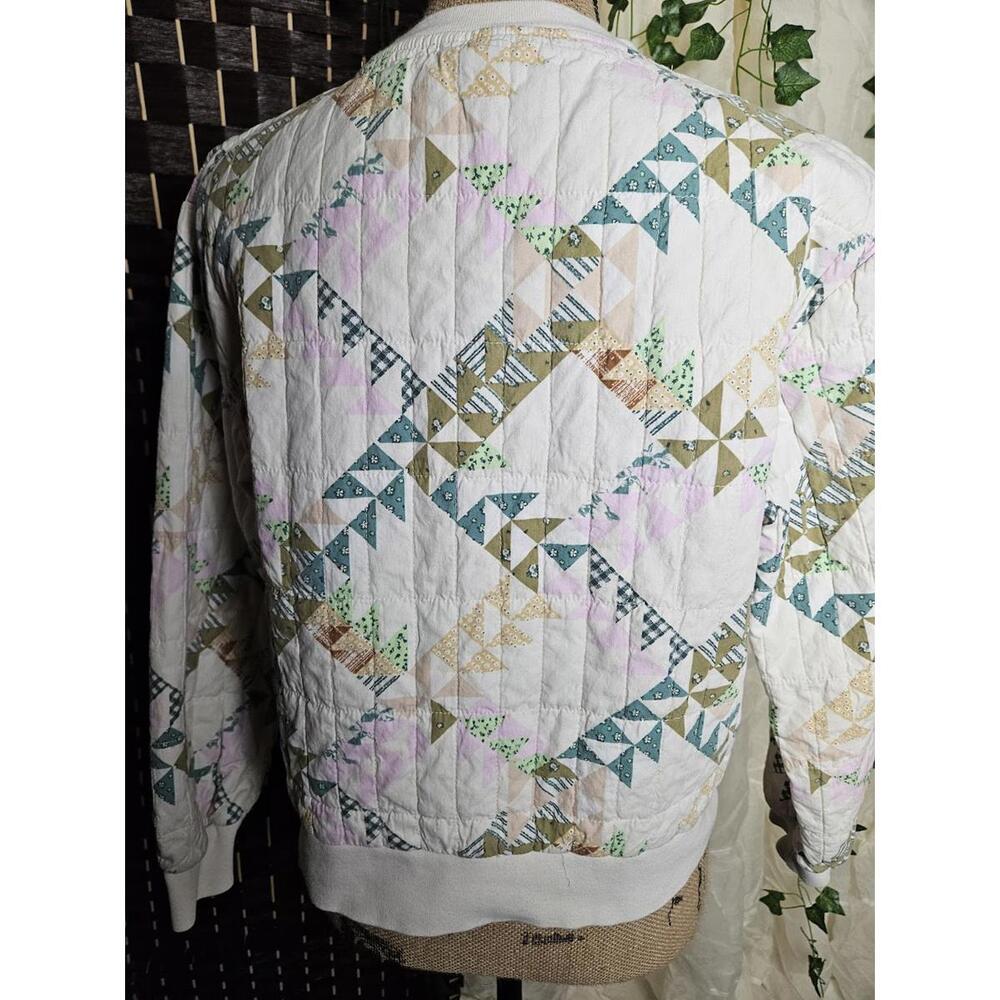 Quilted Patchwork Pattern Pullover Sweatshirt - image 4